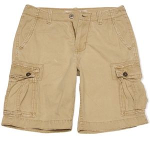 American Eagle Men's Size 32 X 10 Classic Length Cargo Shorts Distressed Khaki